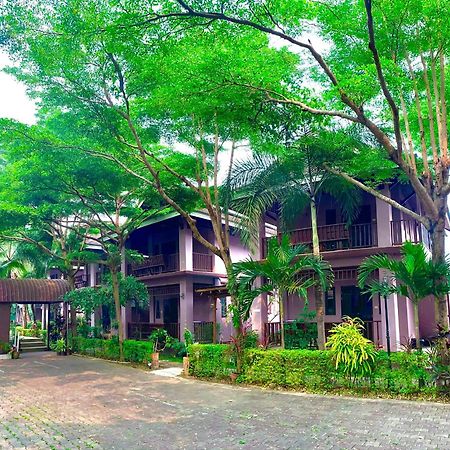 Baan Soontree Resort Csiangraj Kültér fotó