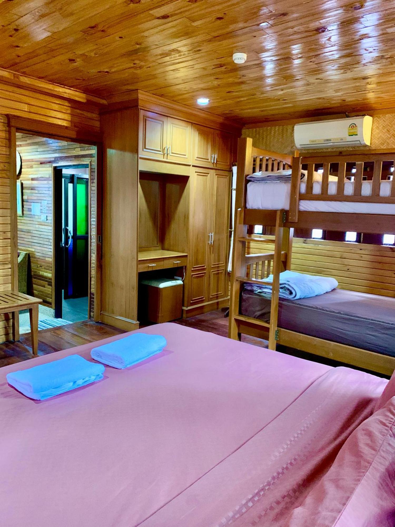 Baan Soontree Resort Csiangraj Kültér fotó