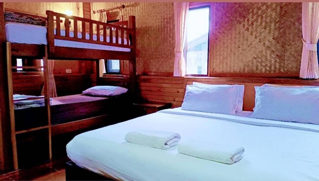 Baan Soontree Resort Csiangraj Kültér fotó