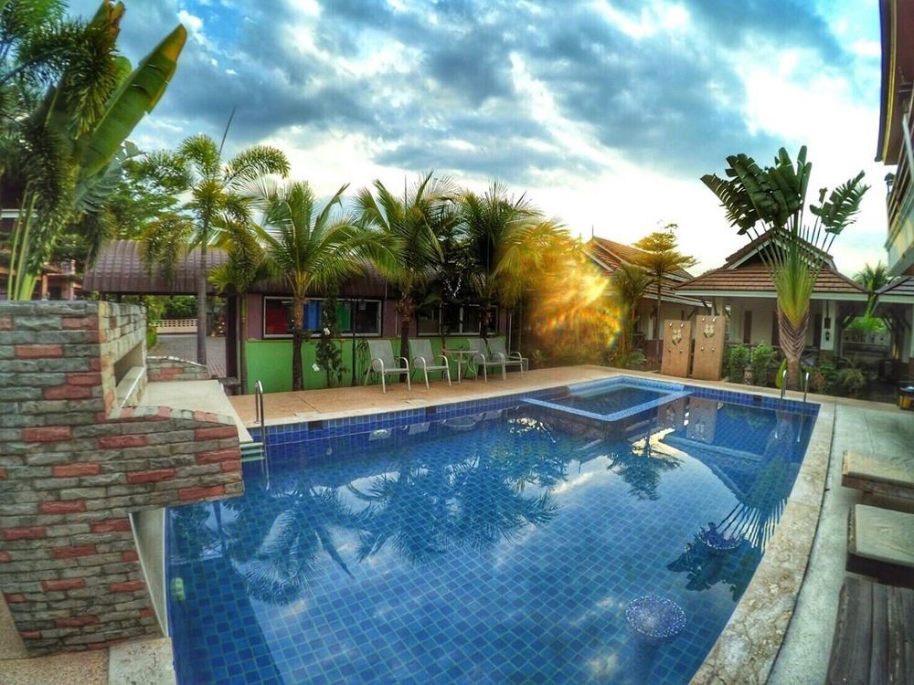 Baan Soontree Resort Csiangraj Kültér fotó